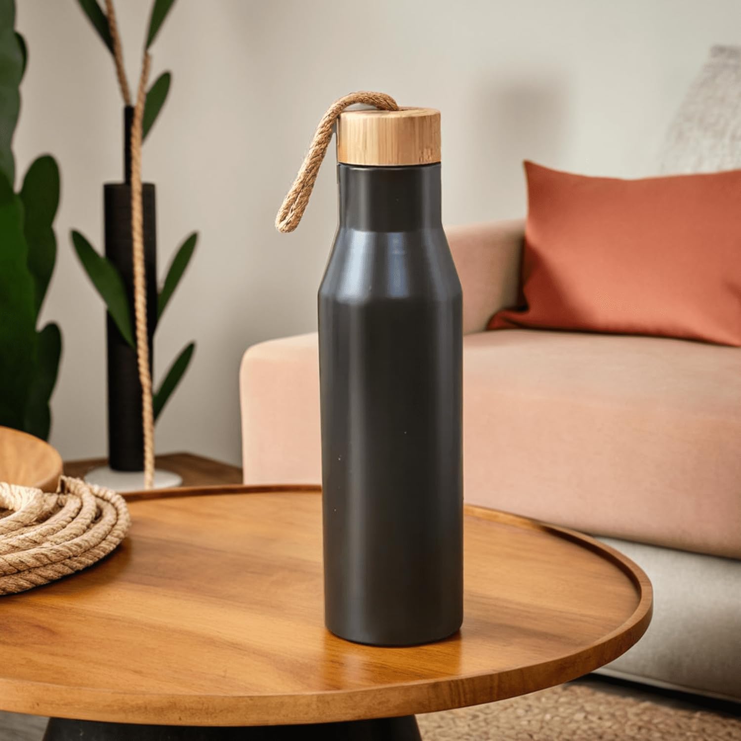Black Stainless Steel Vacuum Bottle with Eco-Friendly Bamboo Lid (500ml) - 4