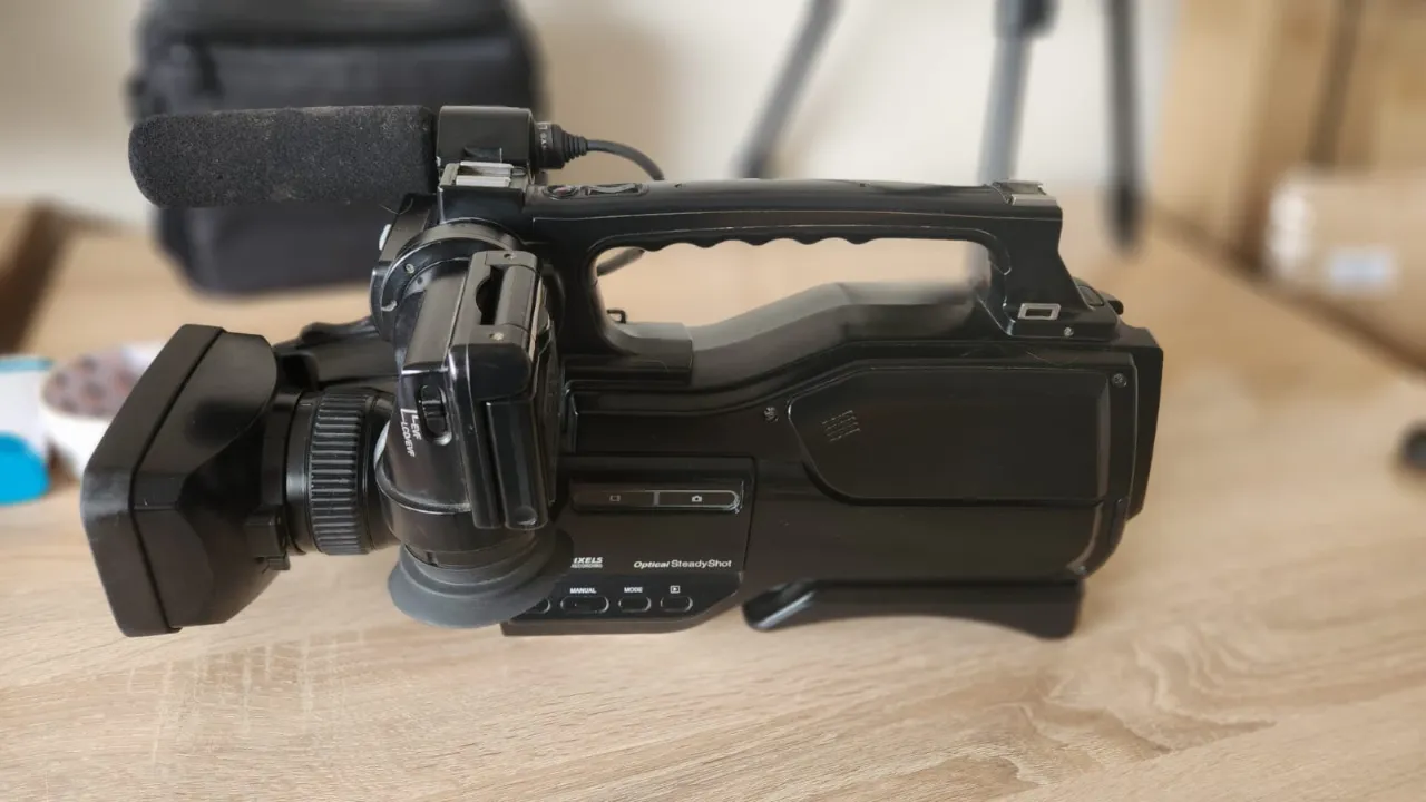 Sony Sahibinden Sony MC 2000 tertemiz  Görsel 3