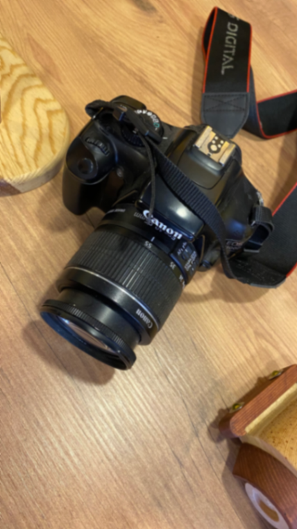 Canon 1100d 