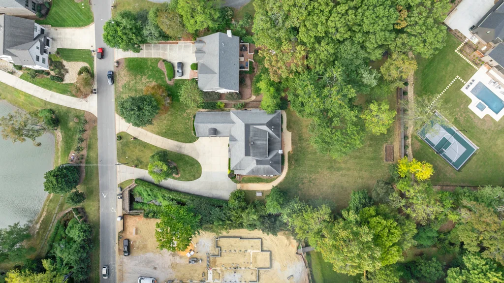 DJI_20251006090421_0004_D