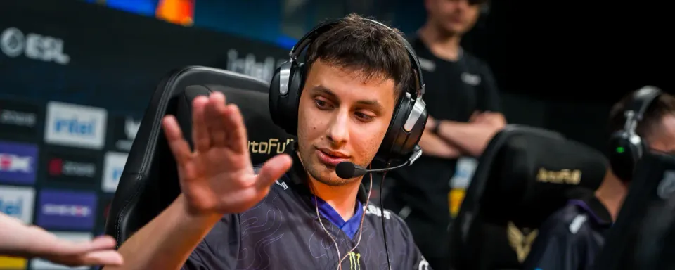 9z, IEM Cologne'da Playoff'a Yükseldi