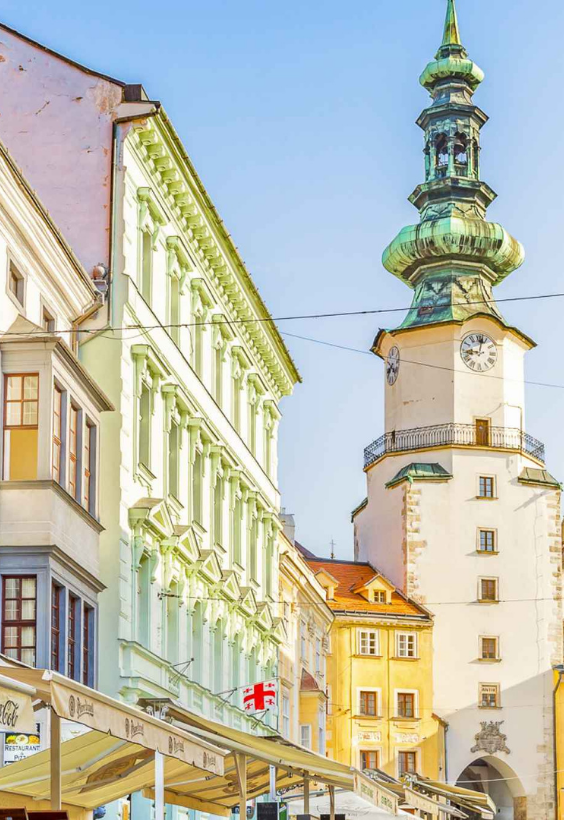 BRATISLAVA - The old town — photo 2