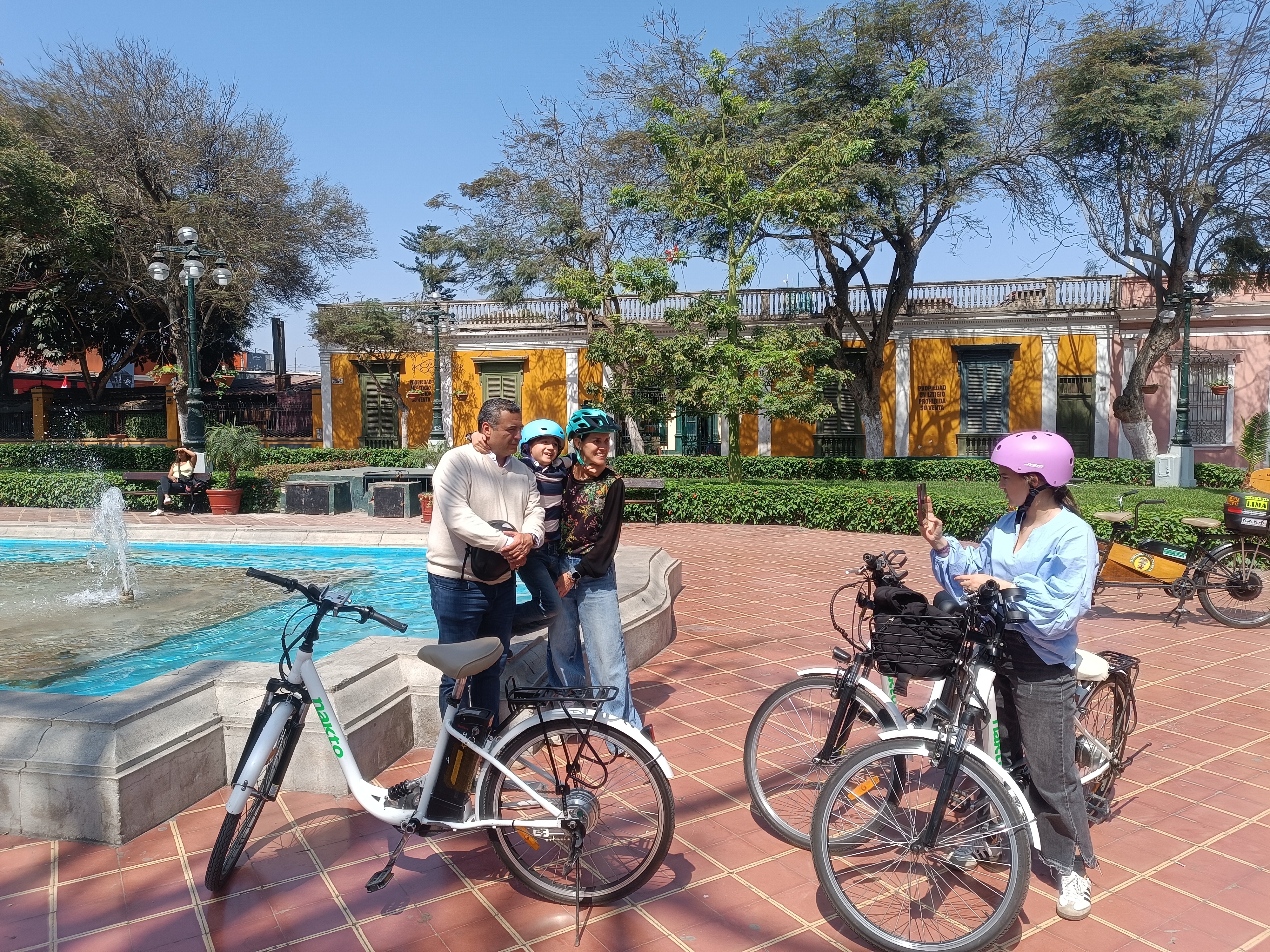 City tours  en bicicleta eléctrica desde Miraflores hacia el Centro Histórico de Lima — photo 5