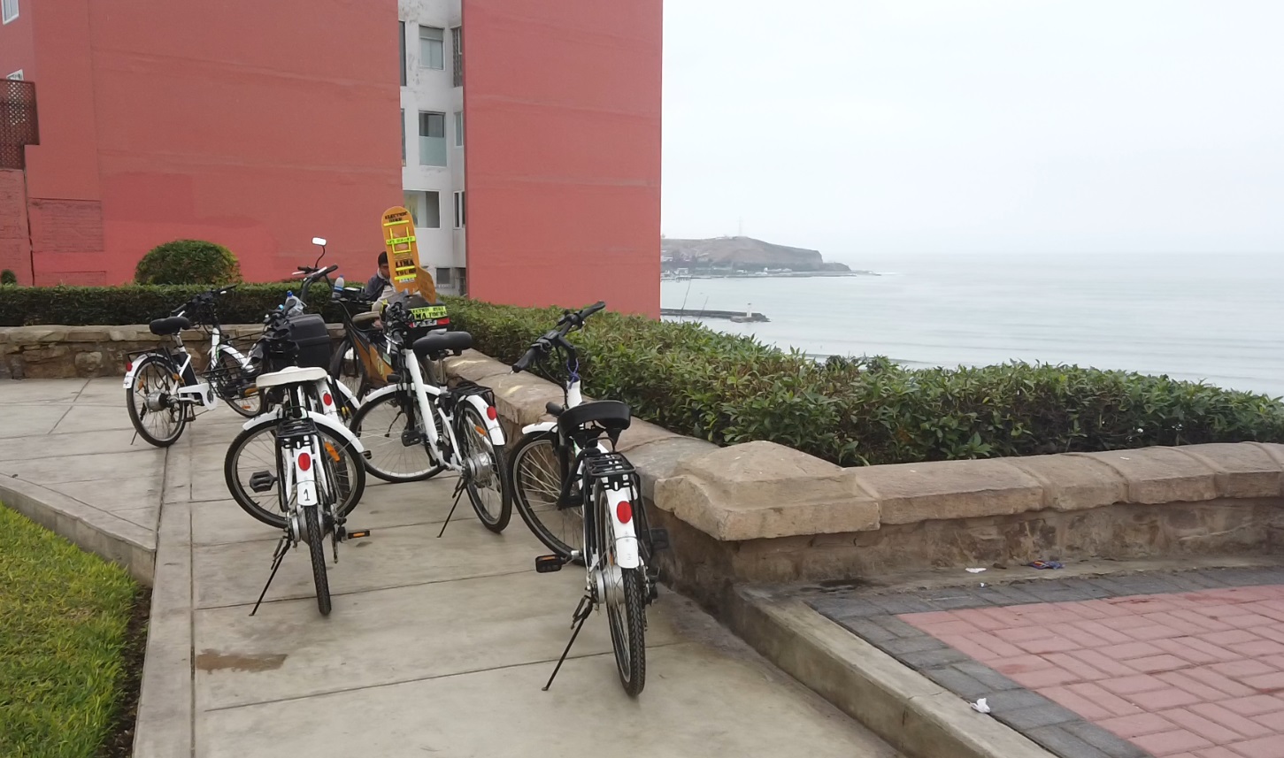 City tours  en bicicleta eléctrica desde Miraflores hacia el Centro Histórico de Lima — photo 4