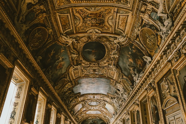Uncover the Secrets of Paris: Exploring the Eiffel Tower — photo 5