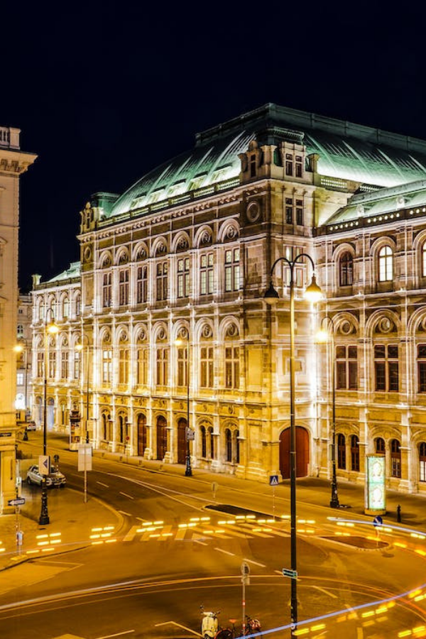Explore the Hidden Gems & Highlights of Vienna, Austria in a day — photo 3