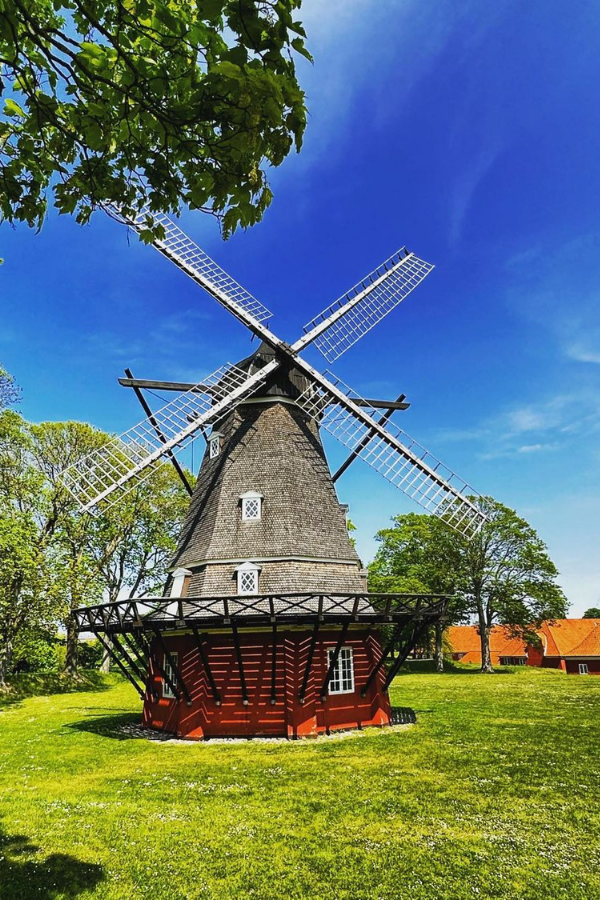 Explore the Hidden Gems & Highlights of Copenhagen, Denmark in a day — photo 3