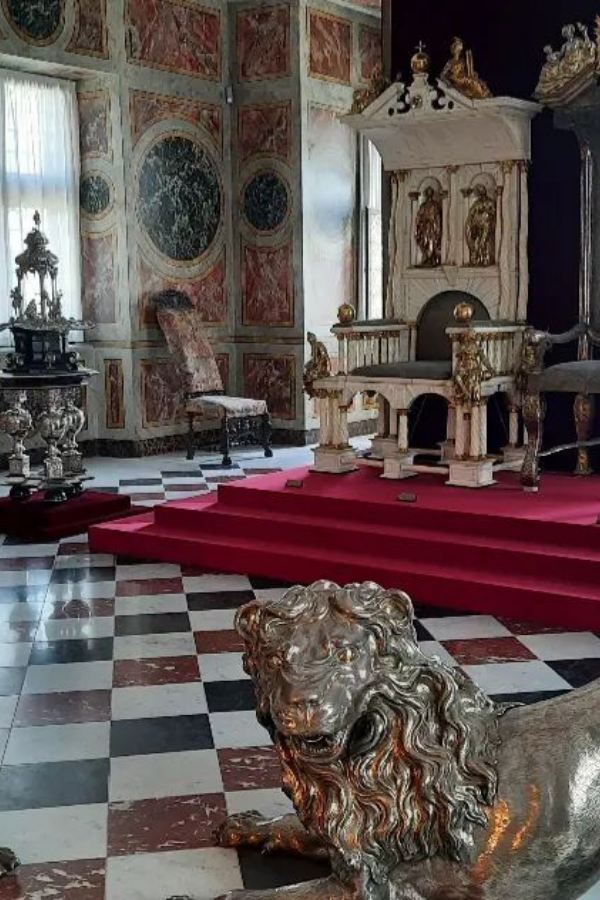 Explore the Hidden Gems & Highlights of Copenhagen, Denmark in a day — photo 7
