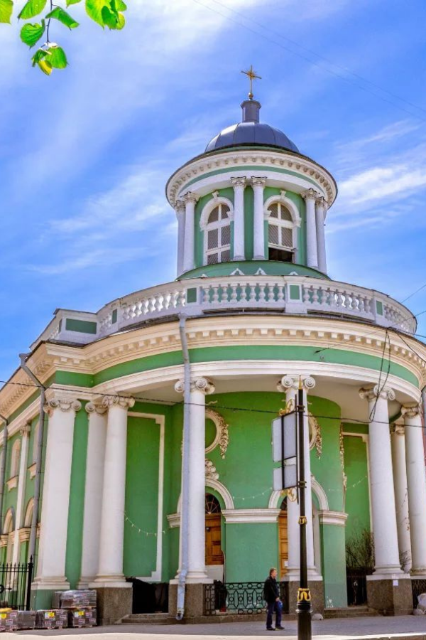 Explore the Hidden Gems & Highlights of Saint Petersburg, Russia in a day — photo 4