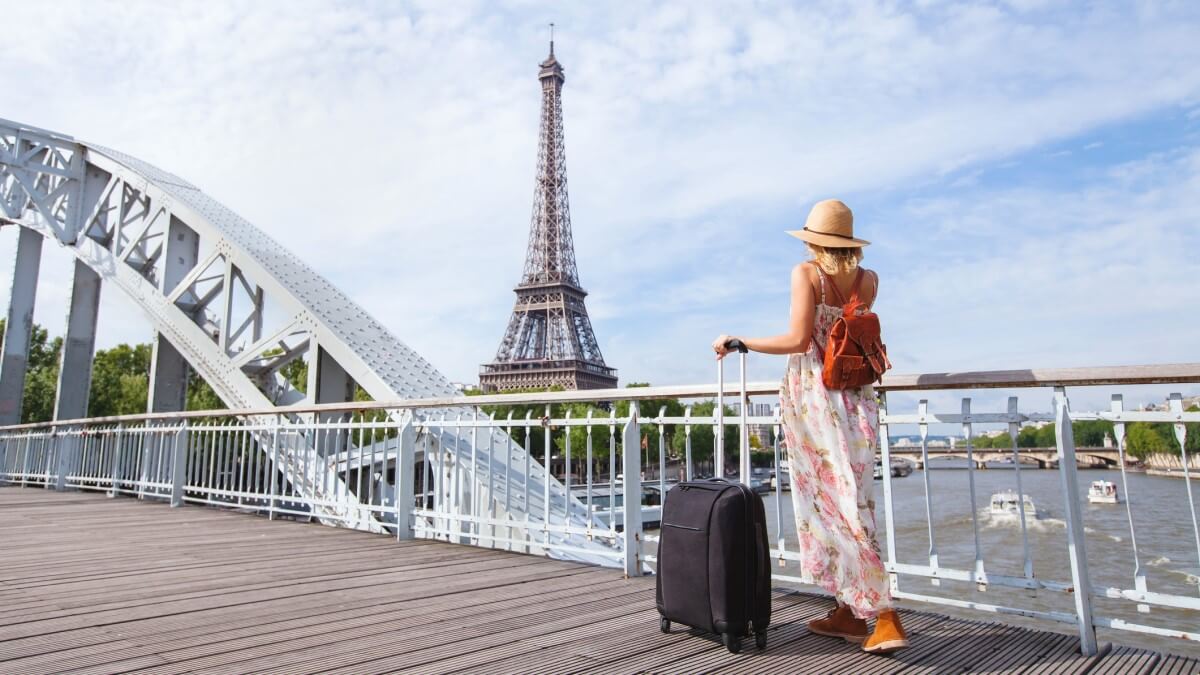 Paris is the most beautiful city in the world — photo 4