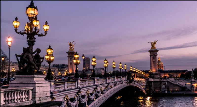 Paris is the most beautiful city in the world — photo 2
