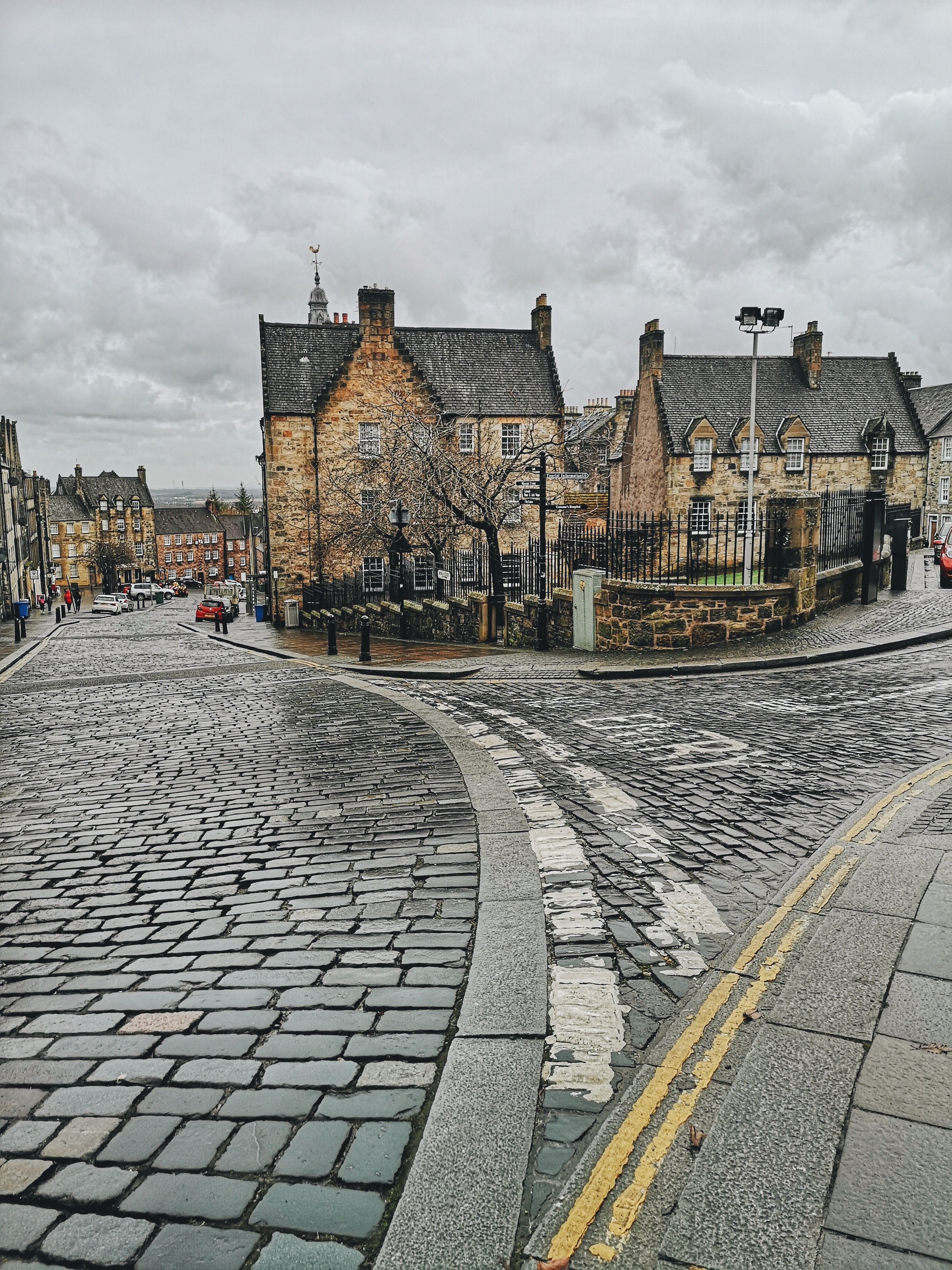 RIDE ON Victoria Street in Edinburgh — photo 3