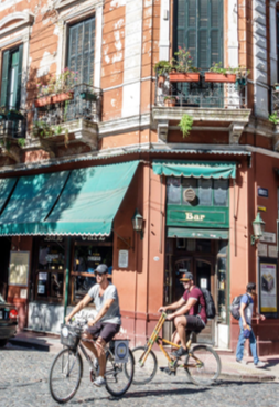 Sightseeing Walk: San Telmo