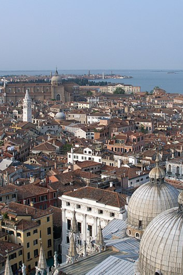 Fun & Unusual Things to Do in Venice, Italy — photo 3
