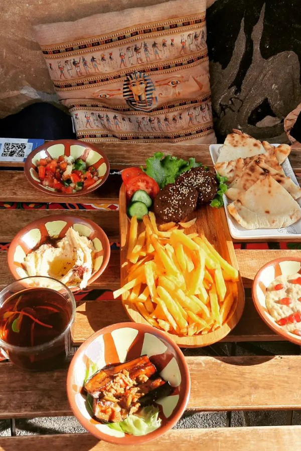 Eat your way through Istanbul, Turkey in a day — photo 2