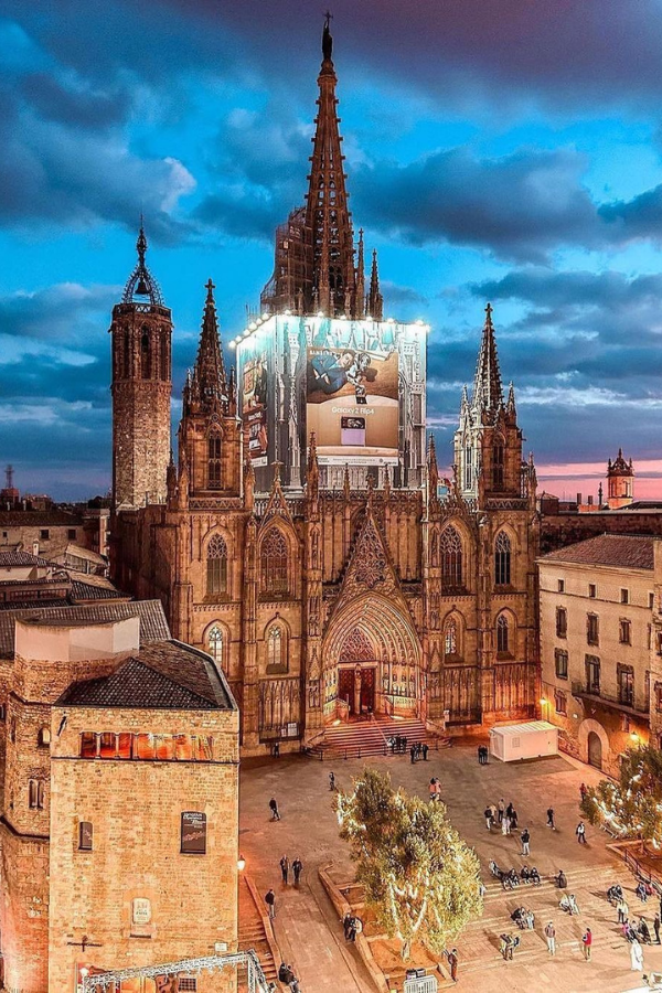 Explore the Hidden Gems & Highlights of Barcelona, Spain in a day — photo 4