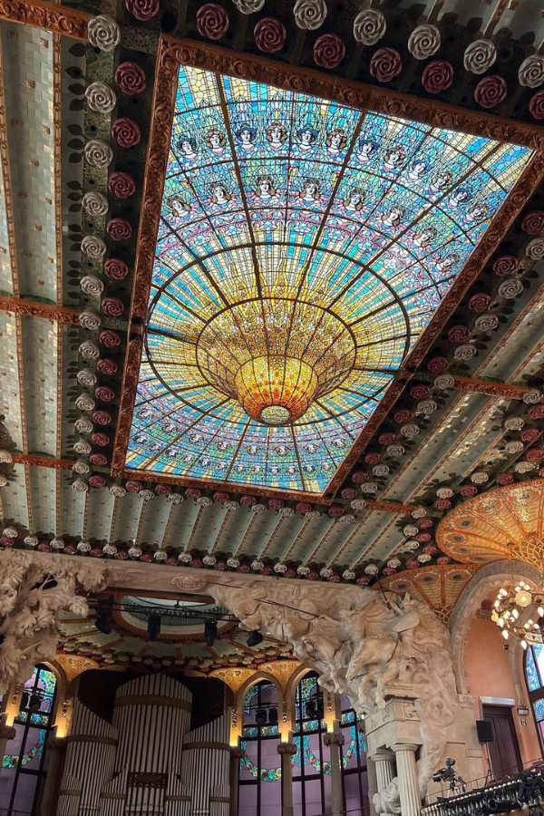 Explore the Hidden Gems & Highlights of Barcelona, Spain in a day — photo 6