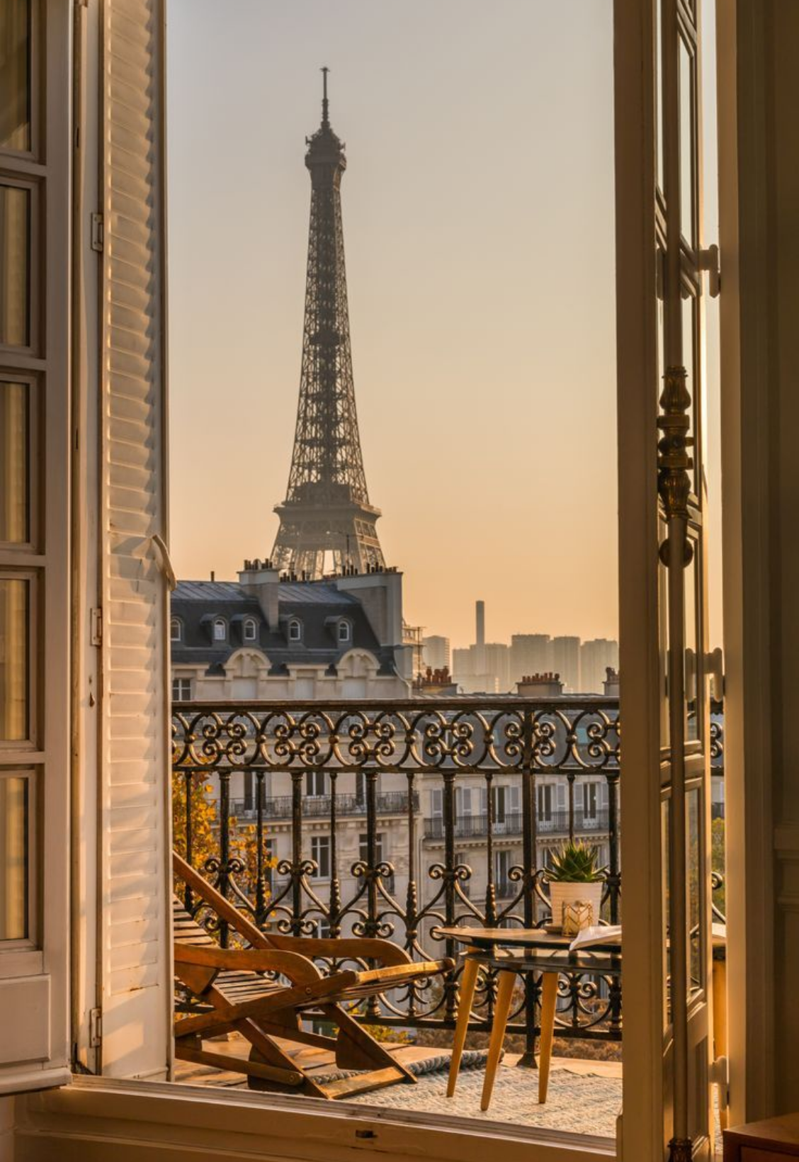 Best Paris Hotels with Eiffel Tower View