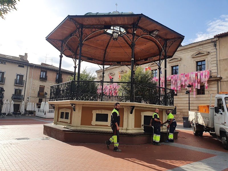 Recorrido por la Plaza de España