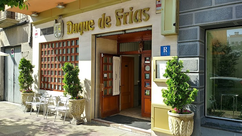 Mittagessen im Duque de Frías Restaurante