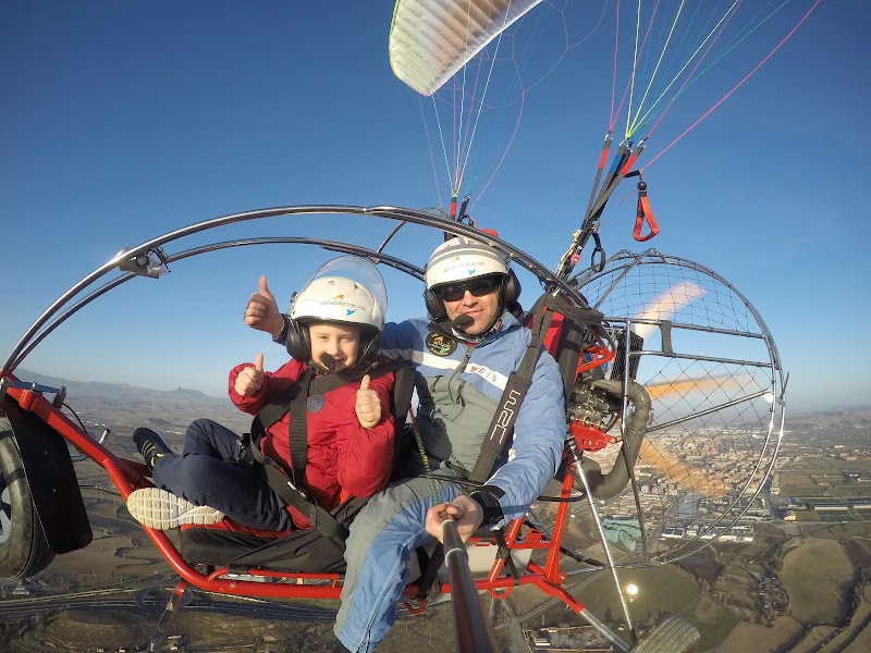 Adventure with Parapente en La Rioja
