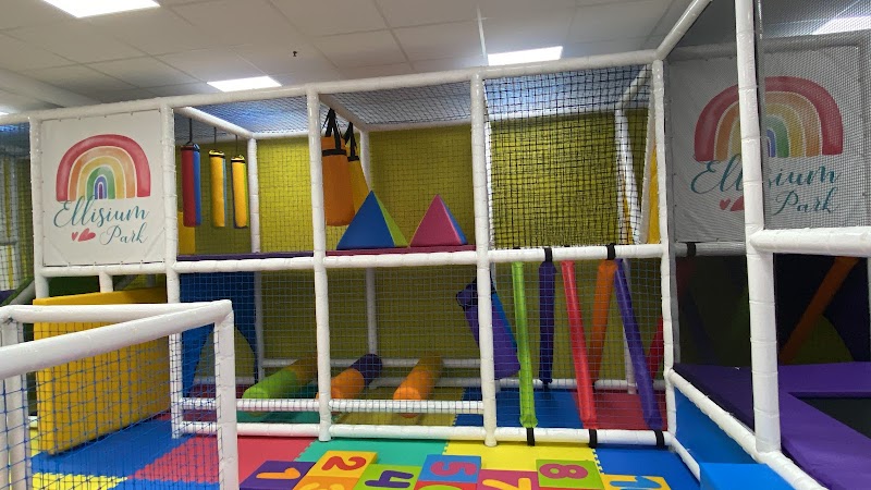 Parque Infantil - ELLISIUM PARK