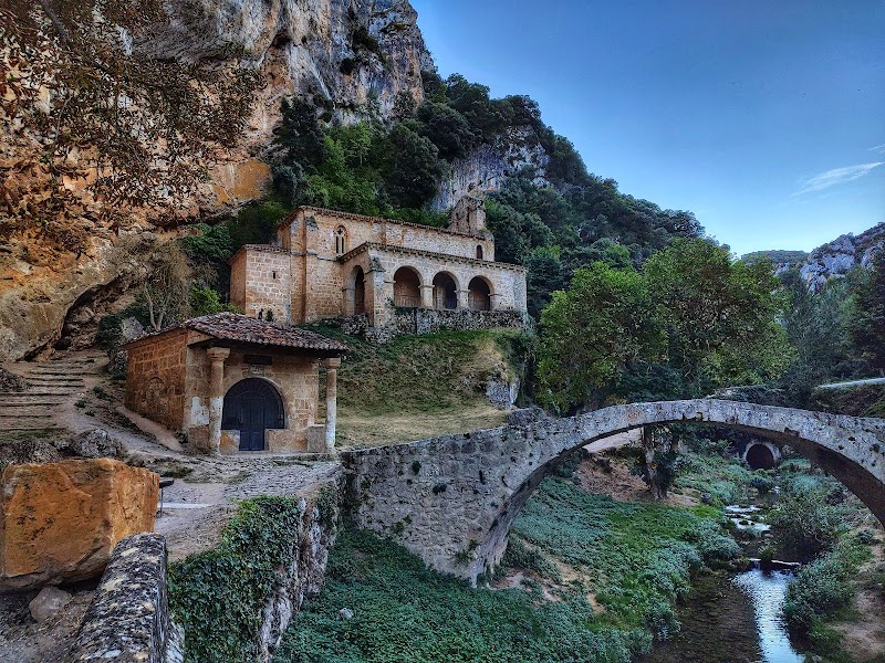 Visita a la Ermita de Santa María de la Hoz