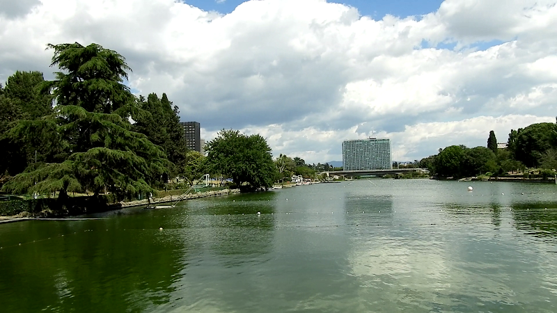 Passeio pelo Parco Centrale del Lago