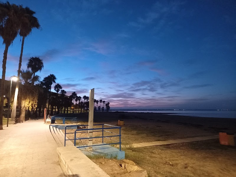 Passeggiata a Playa de la Cachucha
