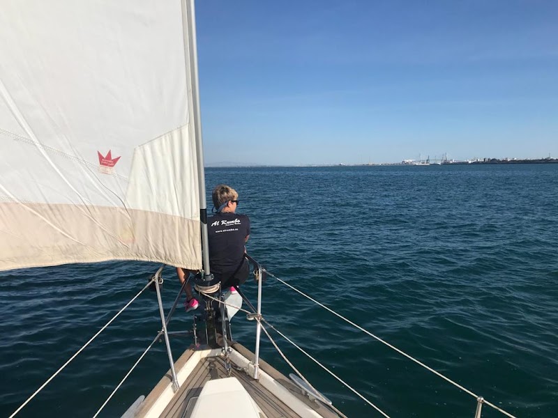 Al Rumbo Actividades Náuticas - Escuela Náutica