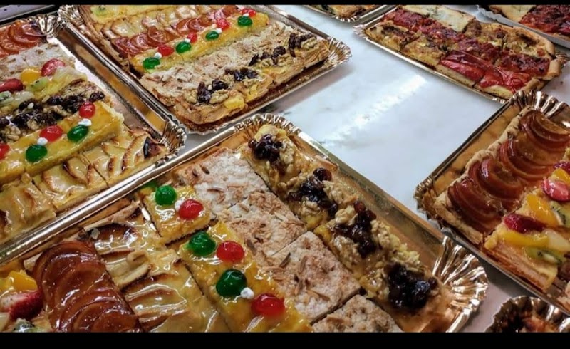 Oferta gastronomica de arroces y dulces tradicionales