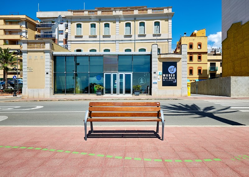 Paseo por el centro de Lloret de Mar