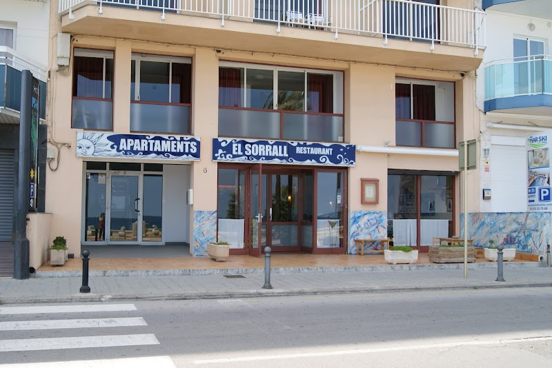 Mittagessen im Restaurant El Sorrall