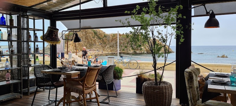 Restaurant & Lounge Club Es Blanc