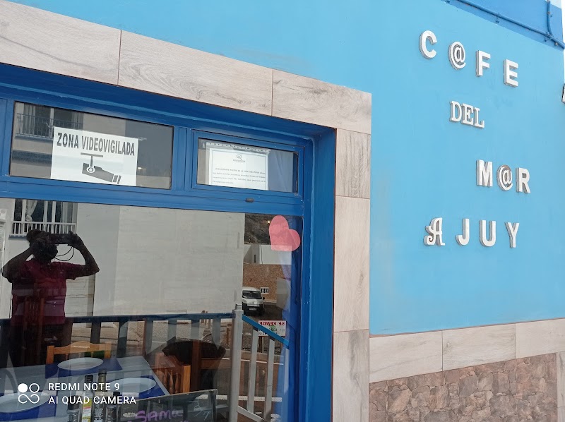 Cafe Del Mar Ajuy