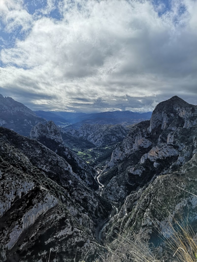 Saint Catherine Lookout