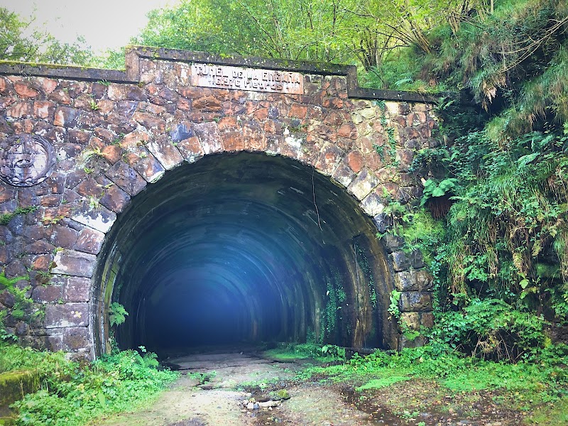 Tunnel von Engana