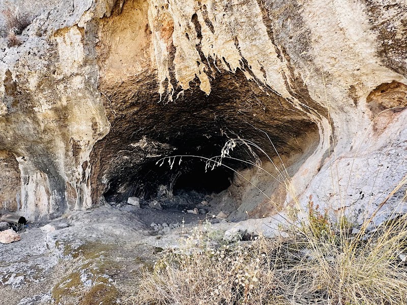 Πεζοπορία στο Σπήλαιο Πανός