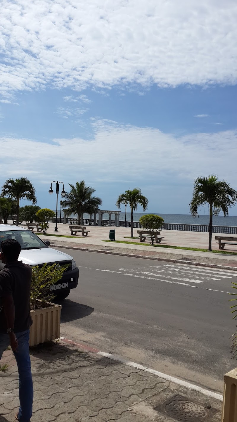 Paseo Maritimo de Bata
