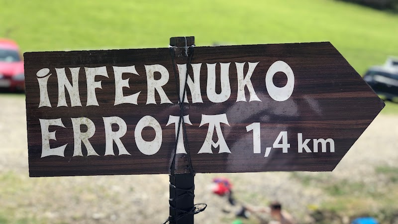 Wanderung zur Infernuko Errota
