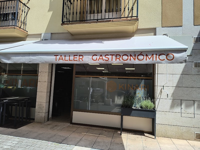 Almuerzo en Puente la Reina