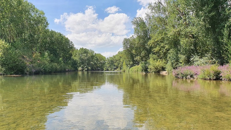 Paseo fluvial del rio Bayas