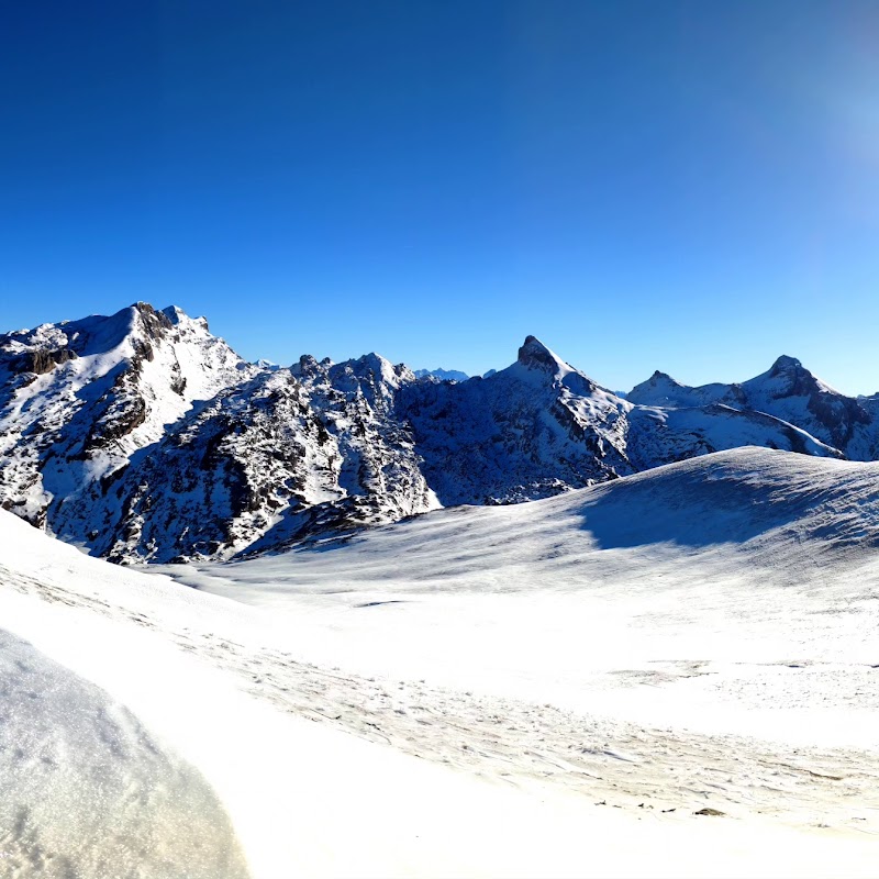 LARRA-BELAGUA (Mata de Haya)