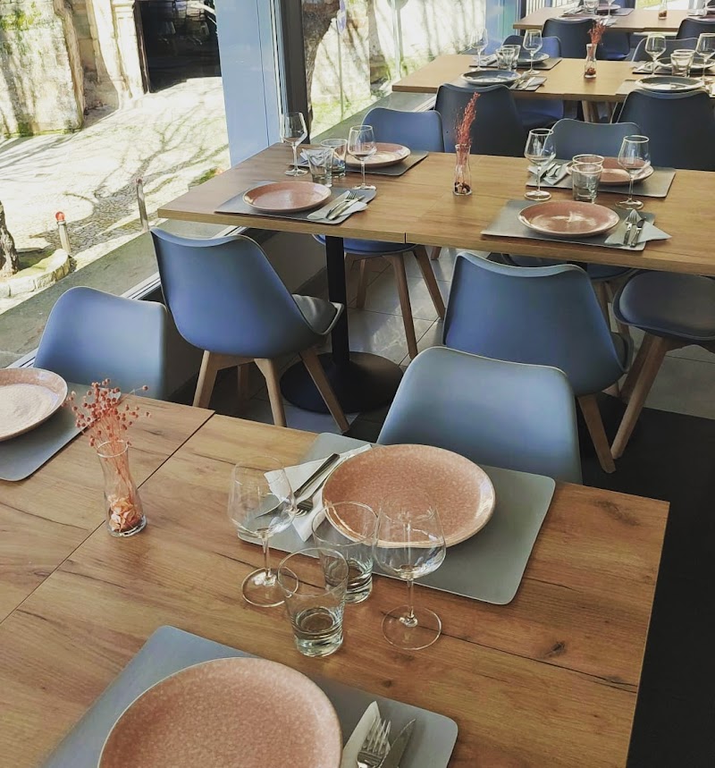 Déjeuner dans le Casco histórico de Comillas