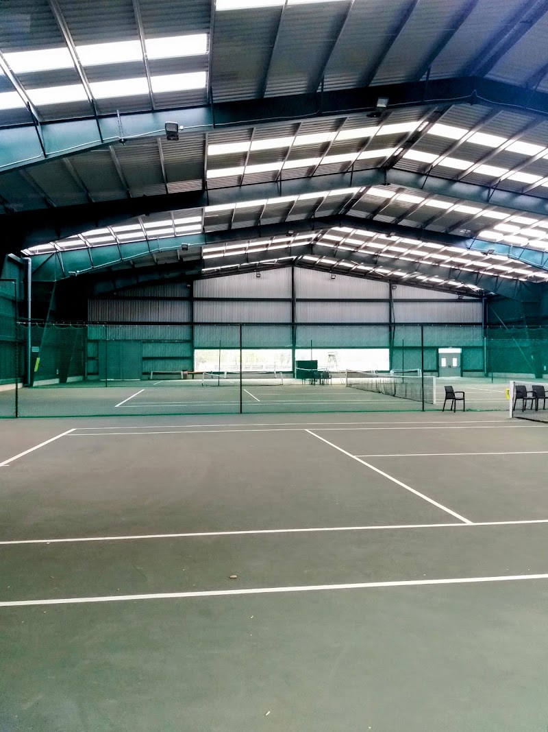 Club De Tenis Miranda