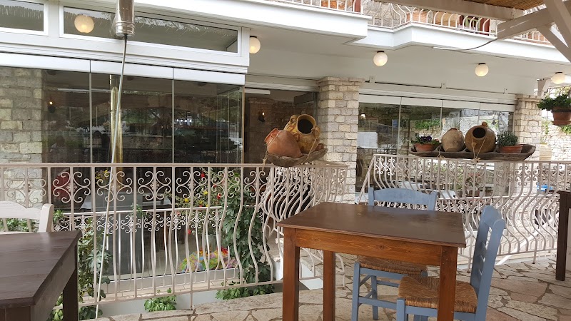 Ithomi Taverna