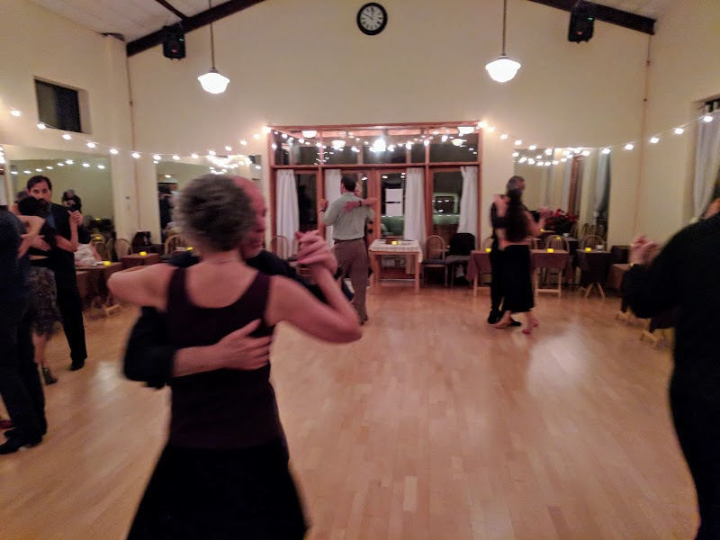 2 Santa Fe tiene Tango