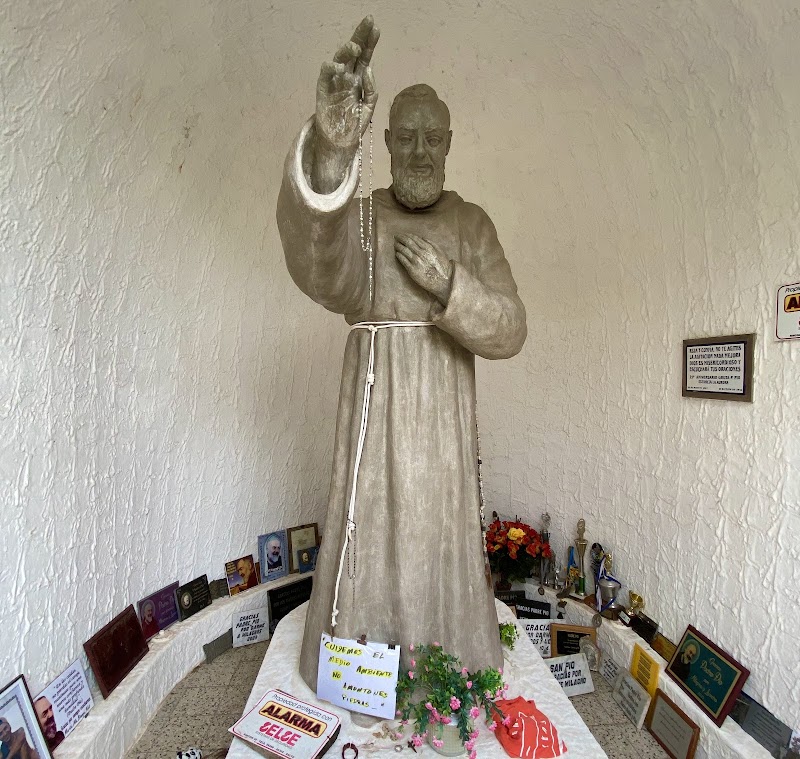 Gruta del Padre Pio
