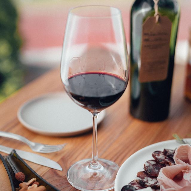 Los Nadies Bodega Almacen