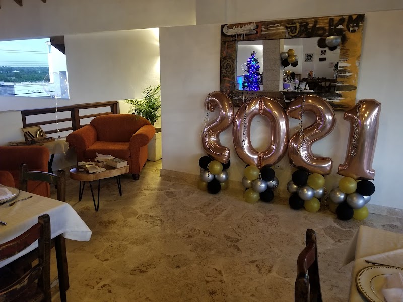 Restaurante Tipico La Bahia